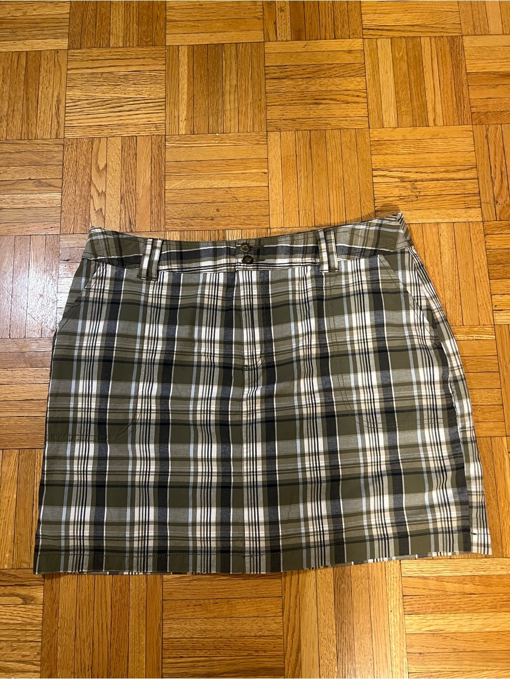 Trendy Casual St. John's Bay Olive and White Plaid Mini Skirt size 16